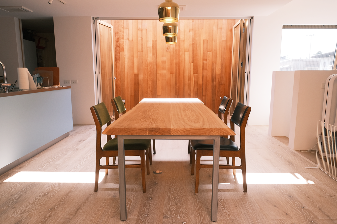 WORKS ｜ 個人邸 – 一枚板テーブル専門店｜WONDERWOOD